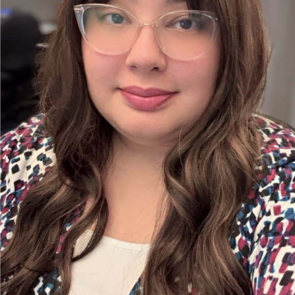 Meet your Posher, Adi - Picture 6 of 13